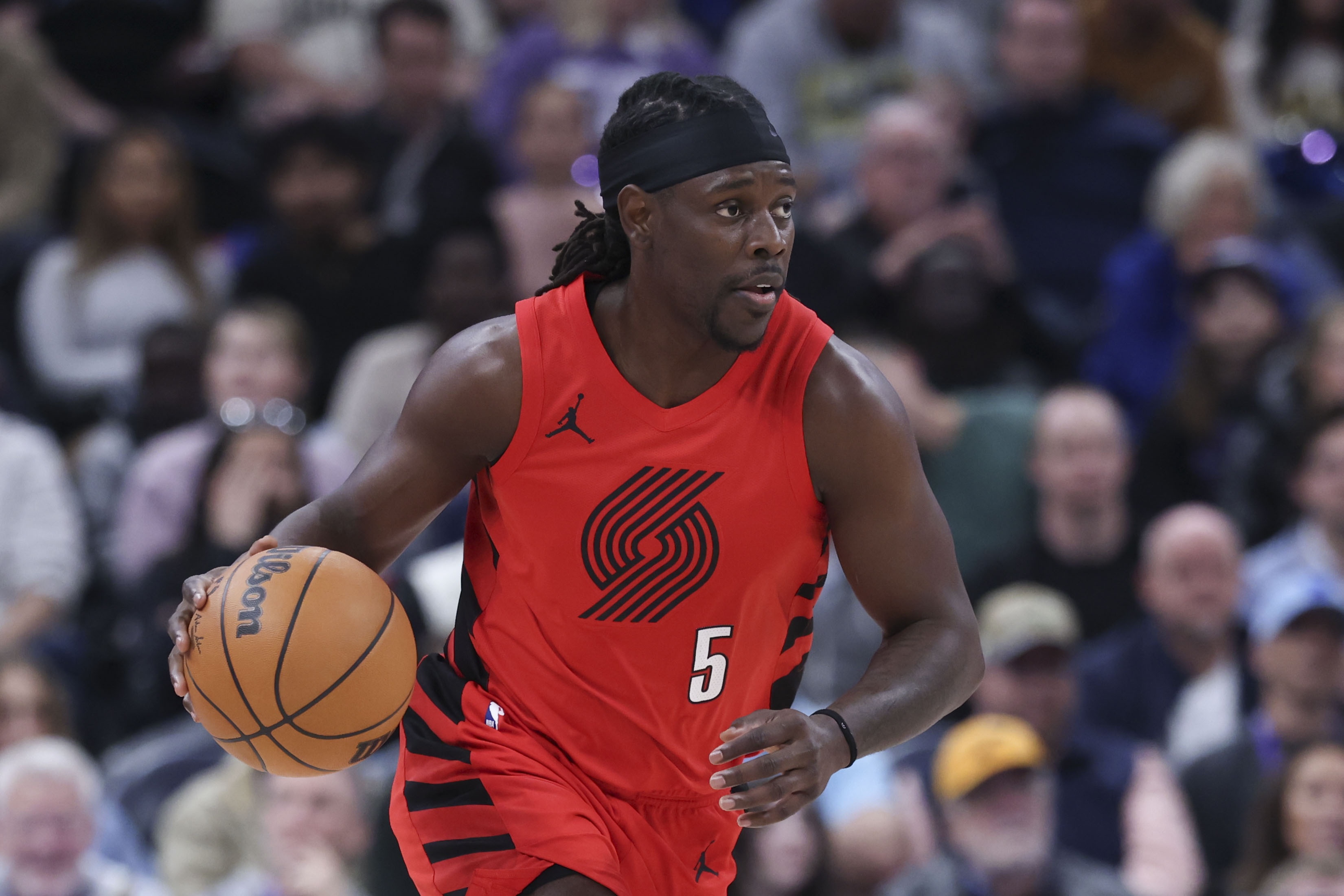 世界杯app下载指南-聊发少年狂！朱·霍勒迪21中10砍全场最高30分外加6板 三分15中7